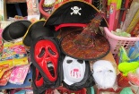 Đồ chơi Halloween: Phát hiện 4 mẫu sản phẩm chứa chất độc hại